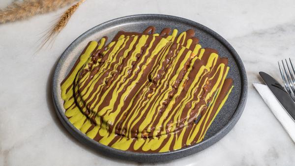 Nutella & Pistachio Waffle